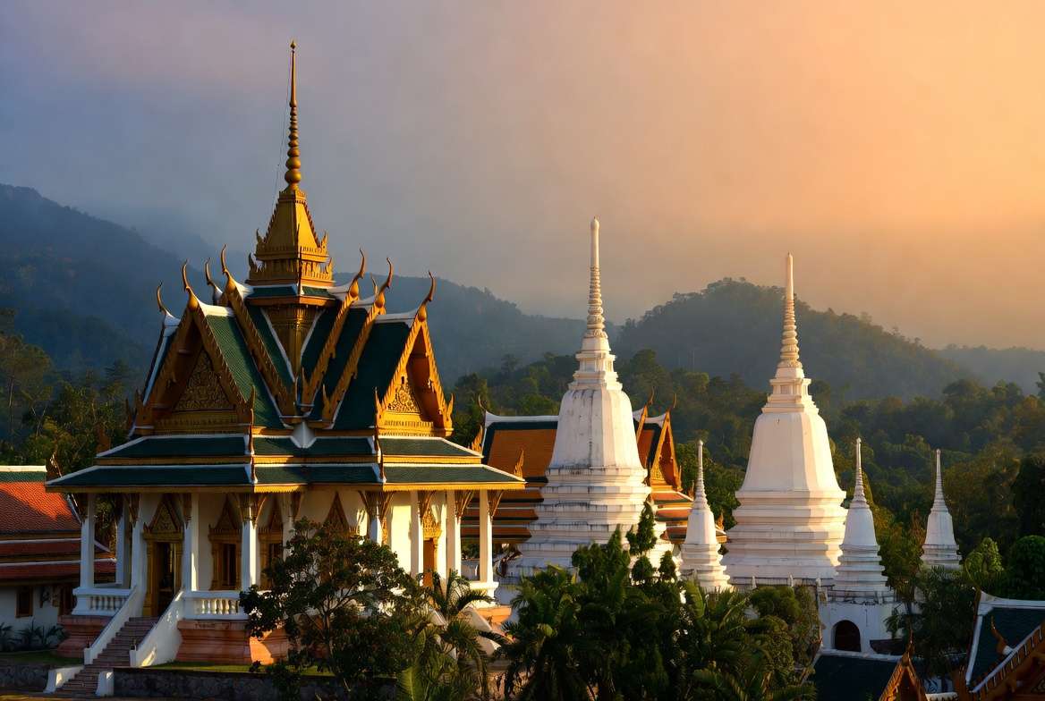 Thai Temple Etiquette: A Practical Guide for Visitors